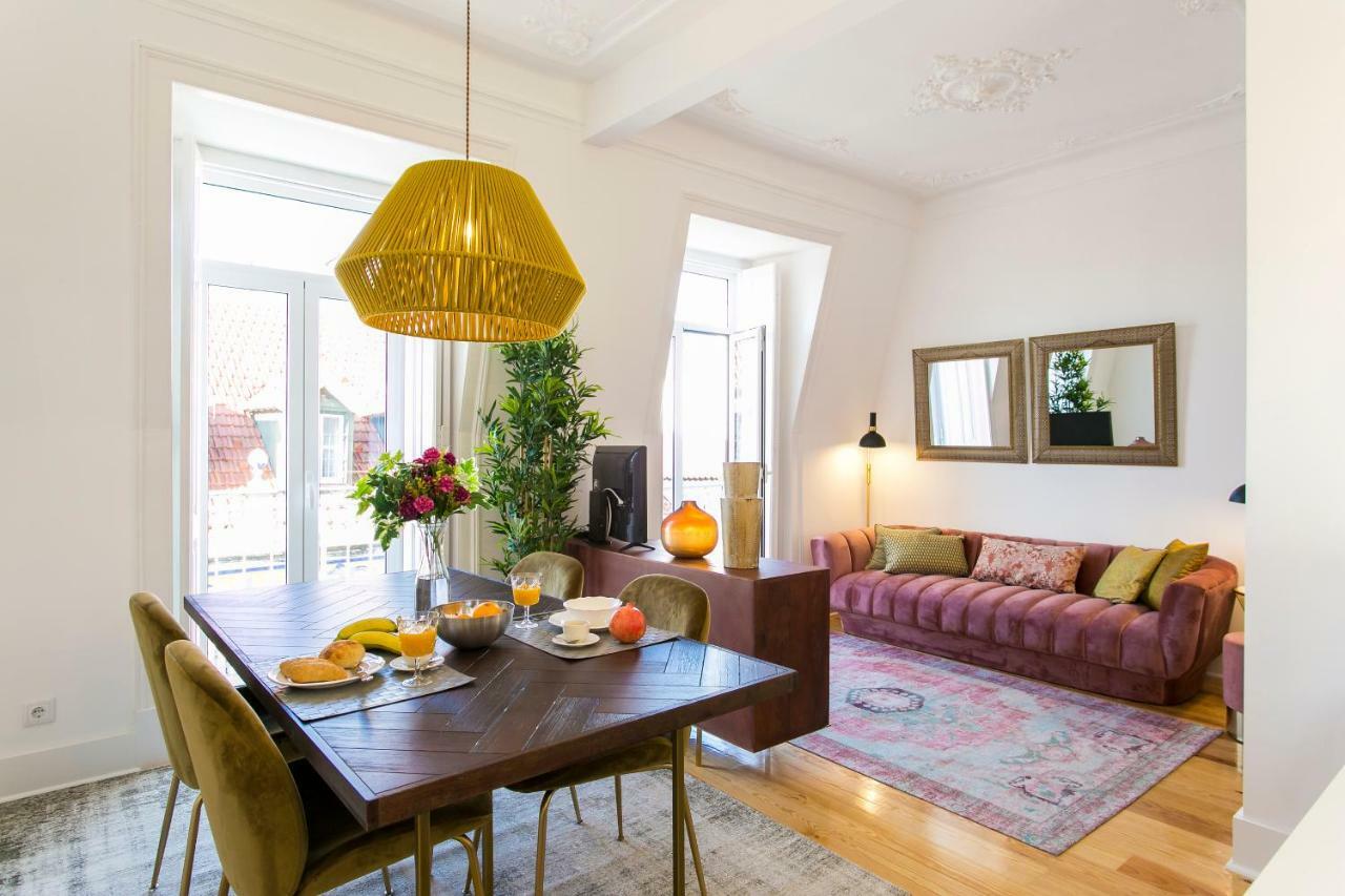 2 beautiful suites upscale flat embracing Tejo! Lisboa Exterior foto